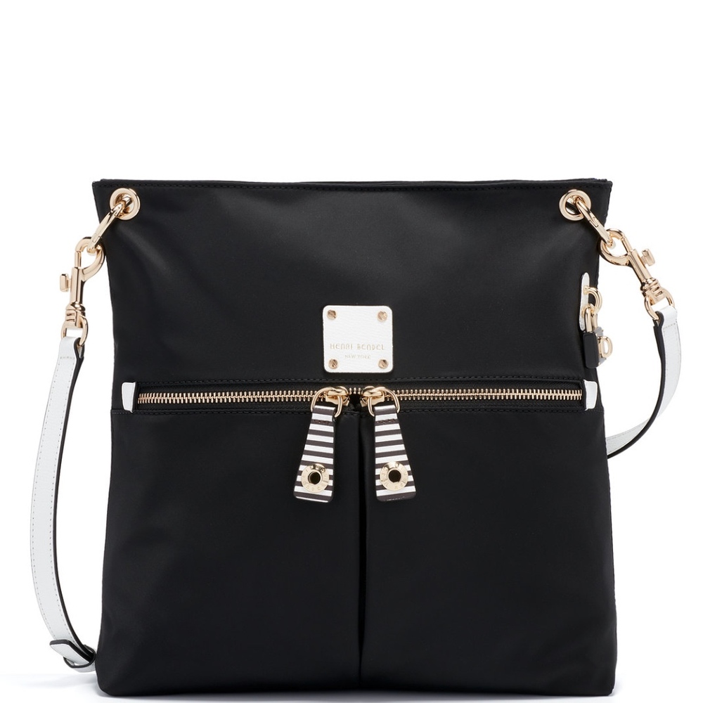 ICONIC JETSETTER LARGE MESSENGER *NWT*